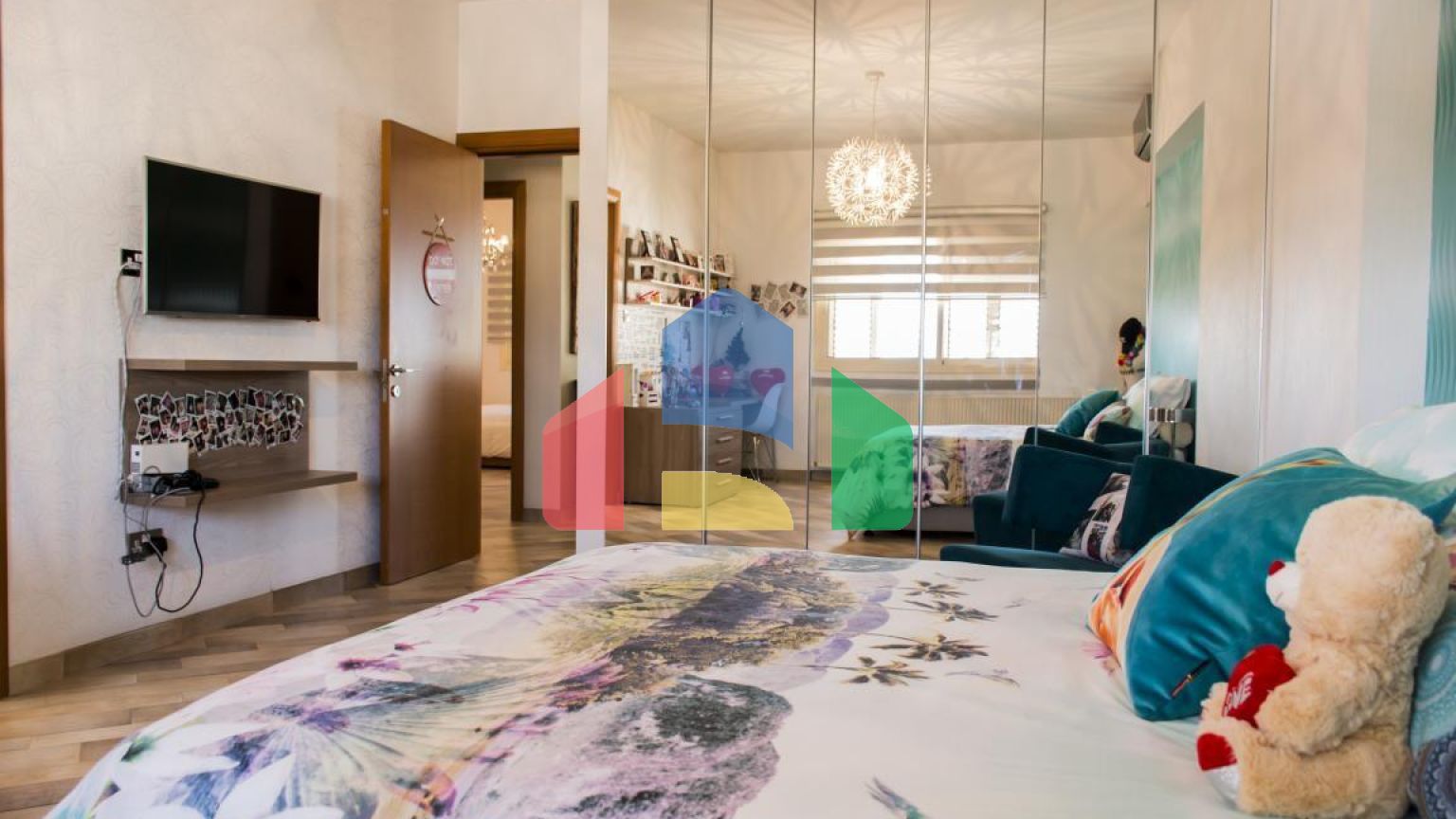 Продаж - Вілла 550 m² В Лимассоле