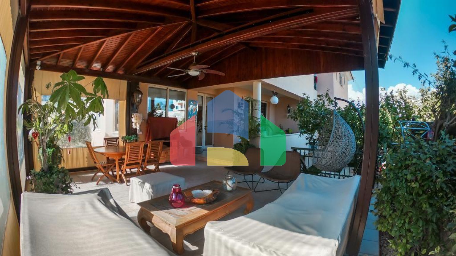 Продаж - Вілла 550 m² В Лимассоле