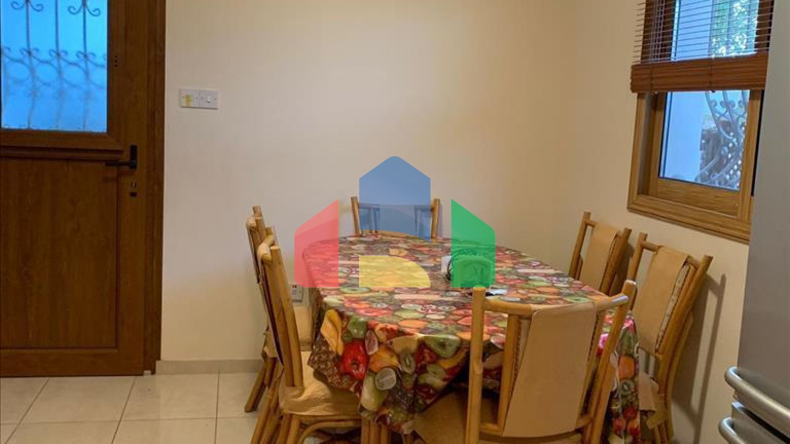 Продаж - Вілла 220 m² В Лимассоле