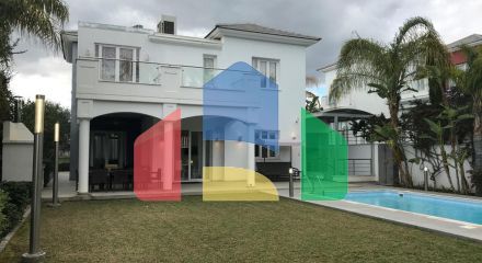 Продаж - Вілла 314 m² В Лимассоле
