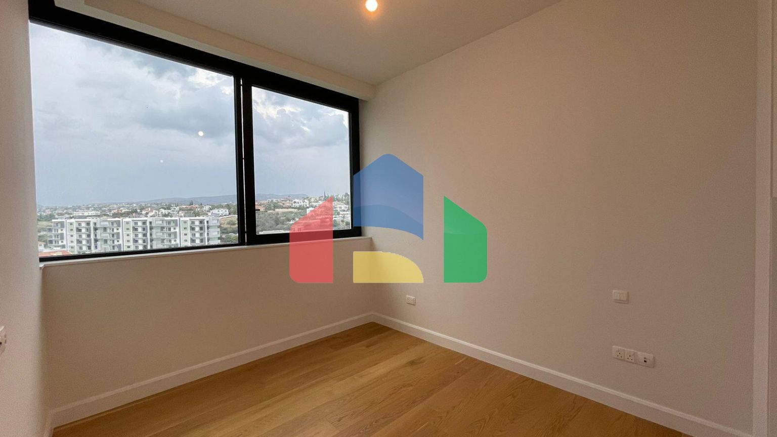 Продаж - Квартира 97 m² В Лимассоле