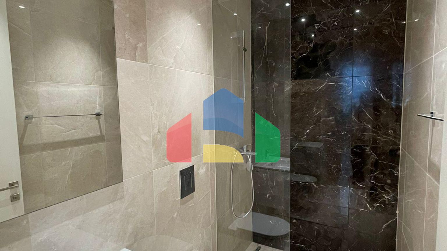 Продаж - Квартира 97 m² В Лимассоле