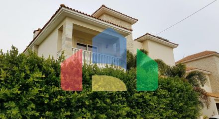 Продаж - Вілла 450 m² В Лимассоле