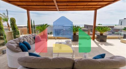 For Sale - Villa 520 m² in Limassol