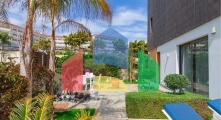 For Sale - Villa 520 m² in Limassol
