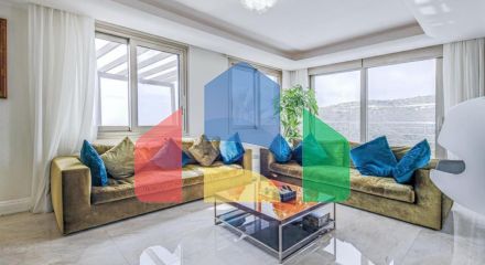 For Sale - Villa 400 m² in Limassol