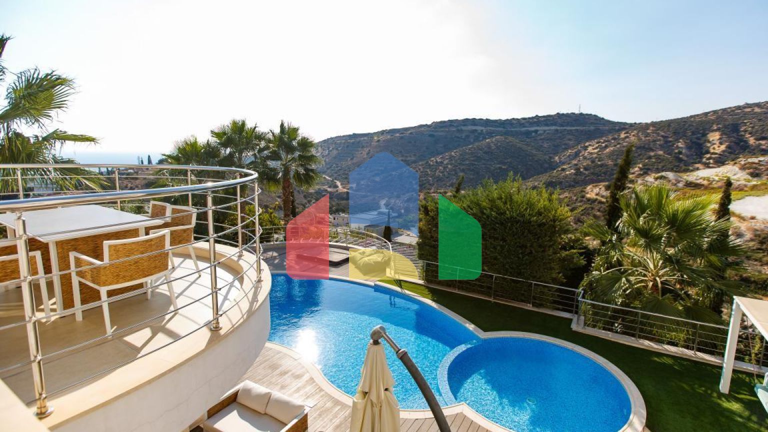 Продаж - Вілла 400 m² В Лимассоле