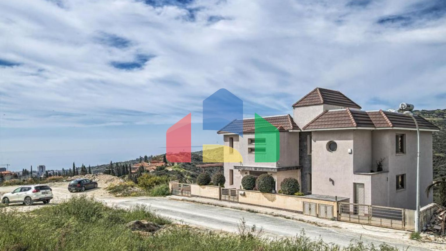 Продаж - Вілла 400 m² В Лимассоле