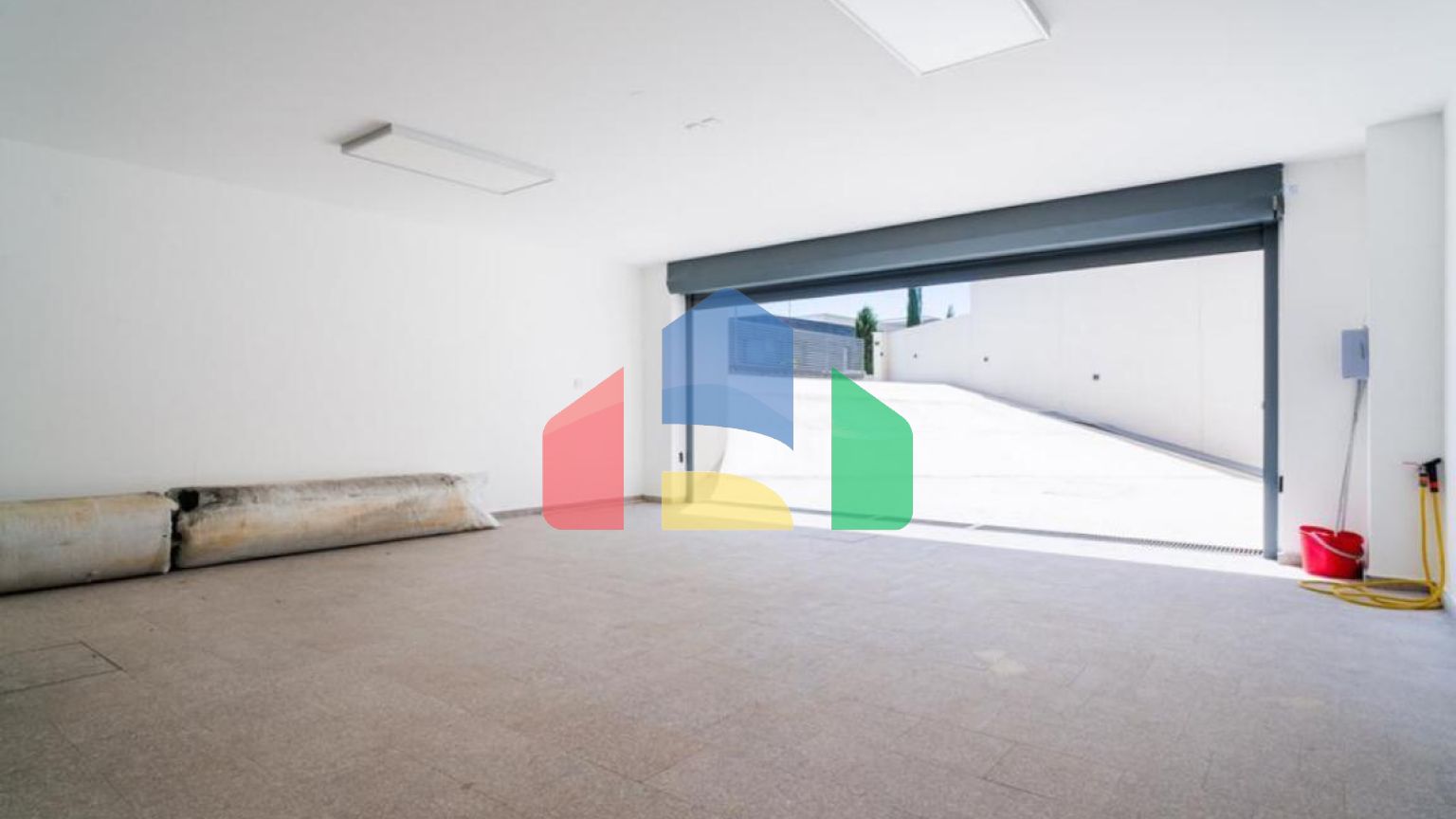 Продаж - Вілла 600 m² В Лимассоле