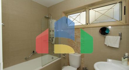 Продаж - Вілла 500 m² В Лимассоле