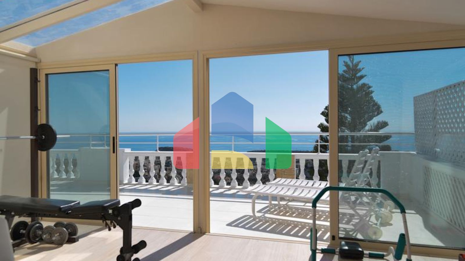 Продаж - Вілла 500 m² В Лимассоле