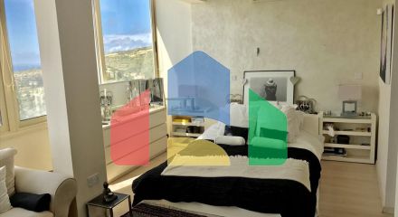 Продаж - Вілла 500 m² В Лимассоле