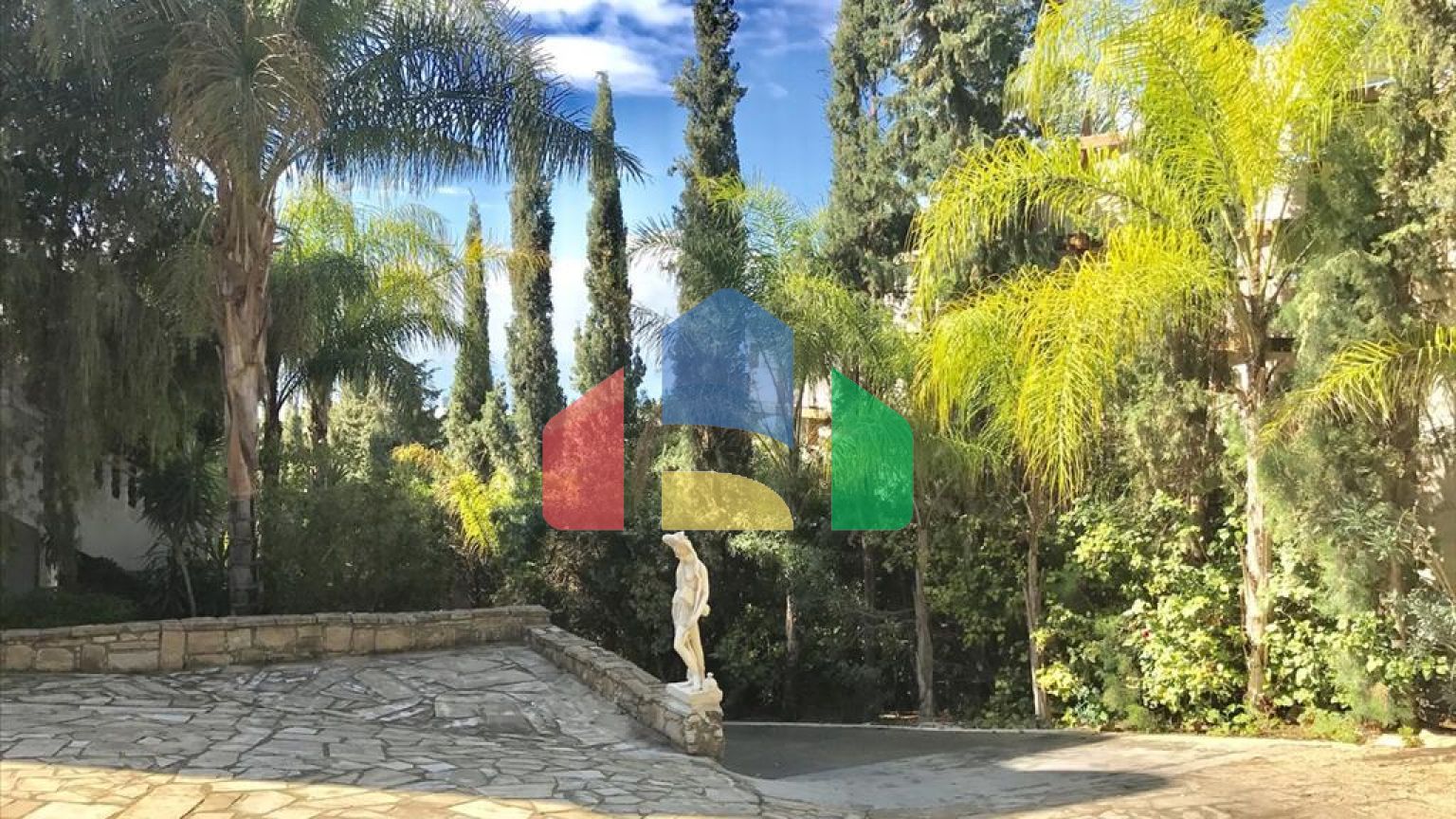 Продаж - Вілла 500 m² В Лимассоле