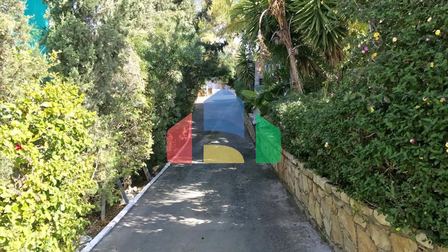 Продаж - Вілла 500 m² В Лимассоле