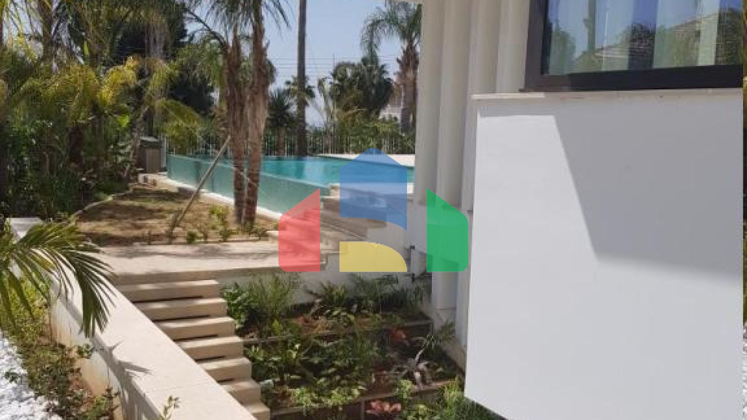 Продаж - Вілла 790 m² В Лимассоле