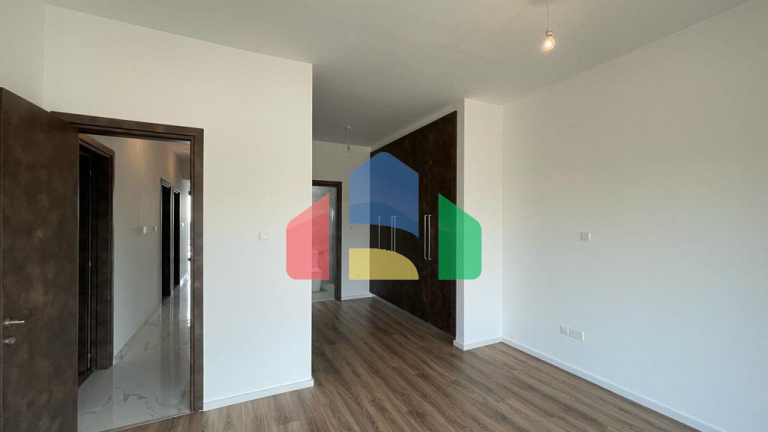 Продаж - Квартира 128 m² В Лимассоле