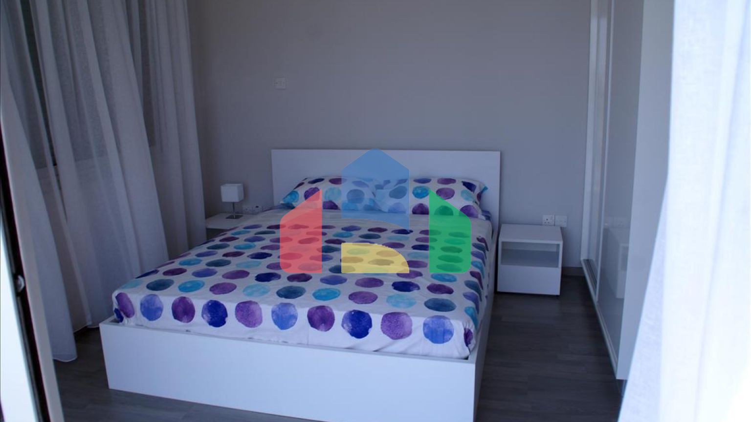 Продаж - Таунхаус 97 m² В Лимассоле