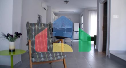 Продаж - Таунхаус 97 m² В Лимассоле