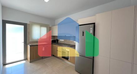 Продаж - Квартира 100 m² В Лимассоле