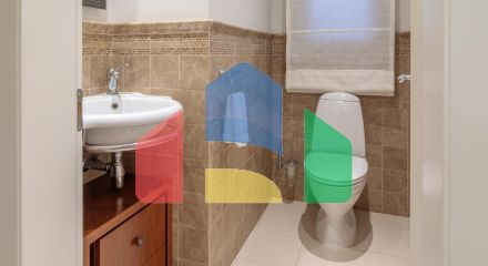 Продаж - Котедж 246 m² В Лимассоле