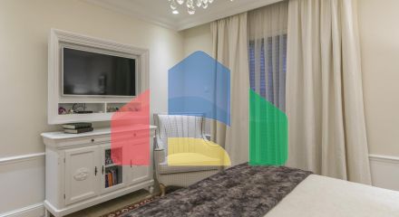 Продаж - Котедж 246 m² В Лимассоле