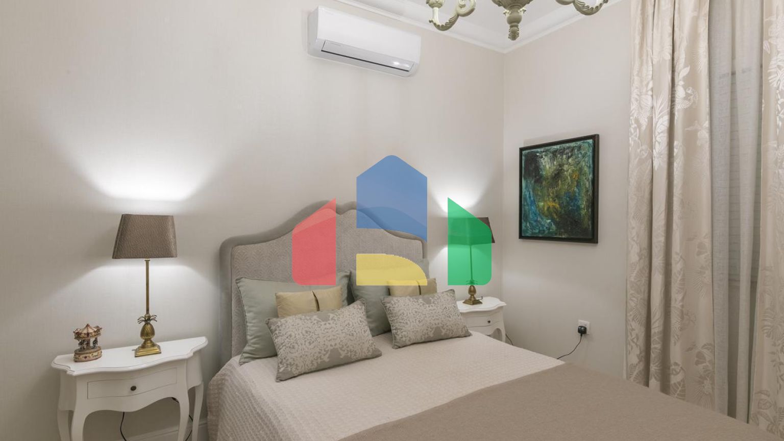 Продаж - Котедж 246 m² В Лимассоле