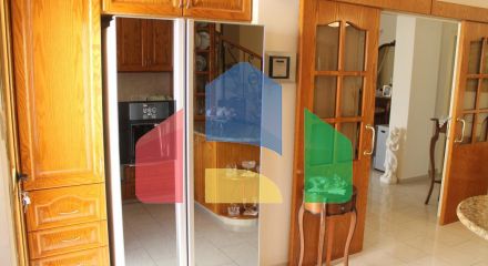 Продажа - Вилла 180 m² в Лимассоле