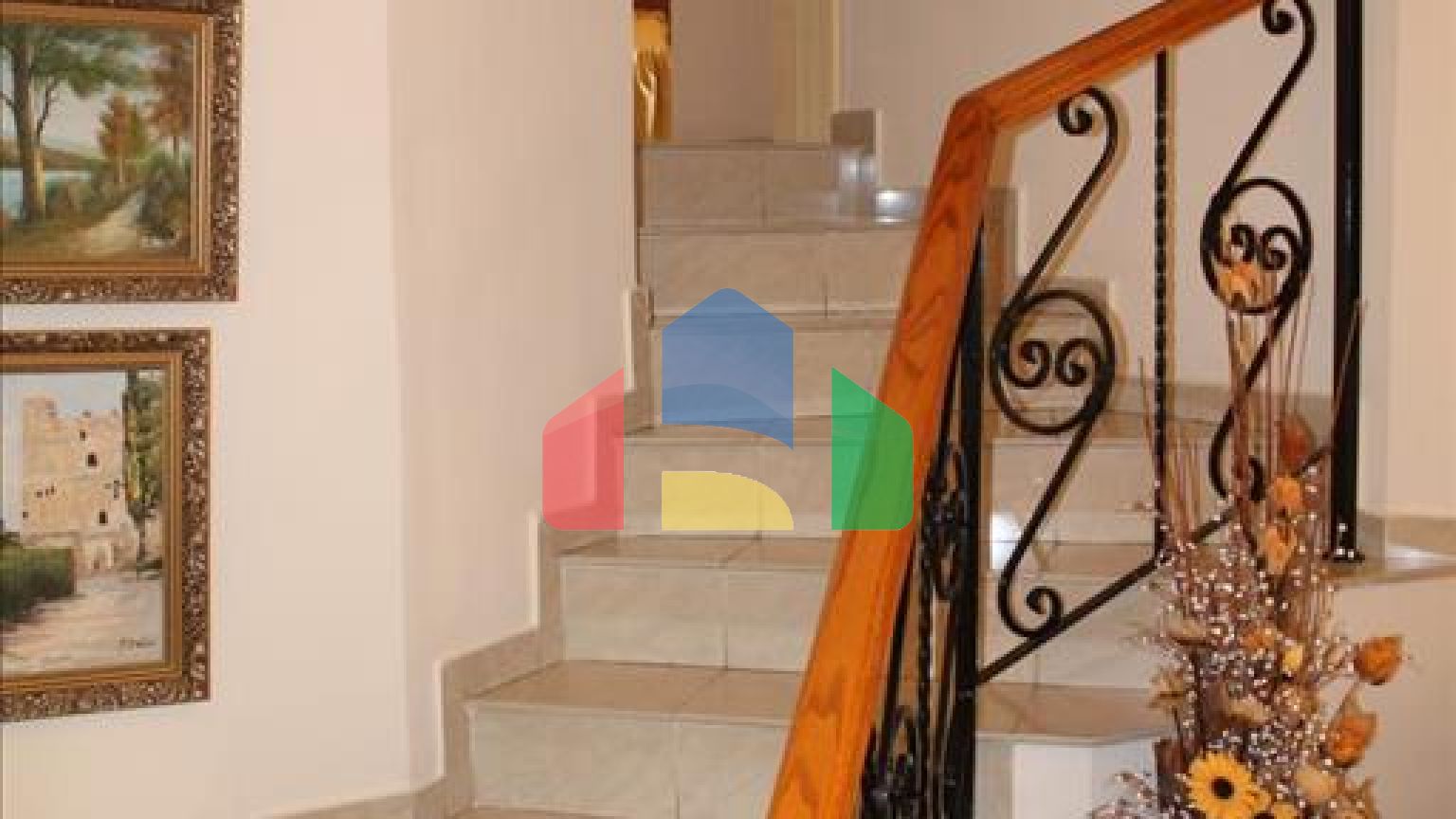 Продаж - Вілла 180 m² В Лимассоле