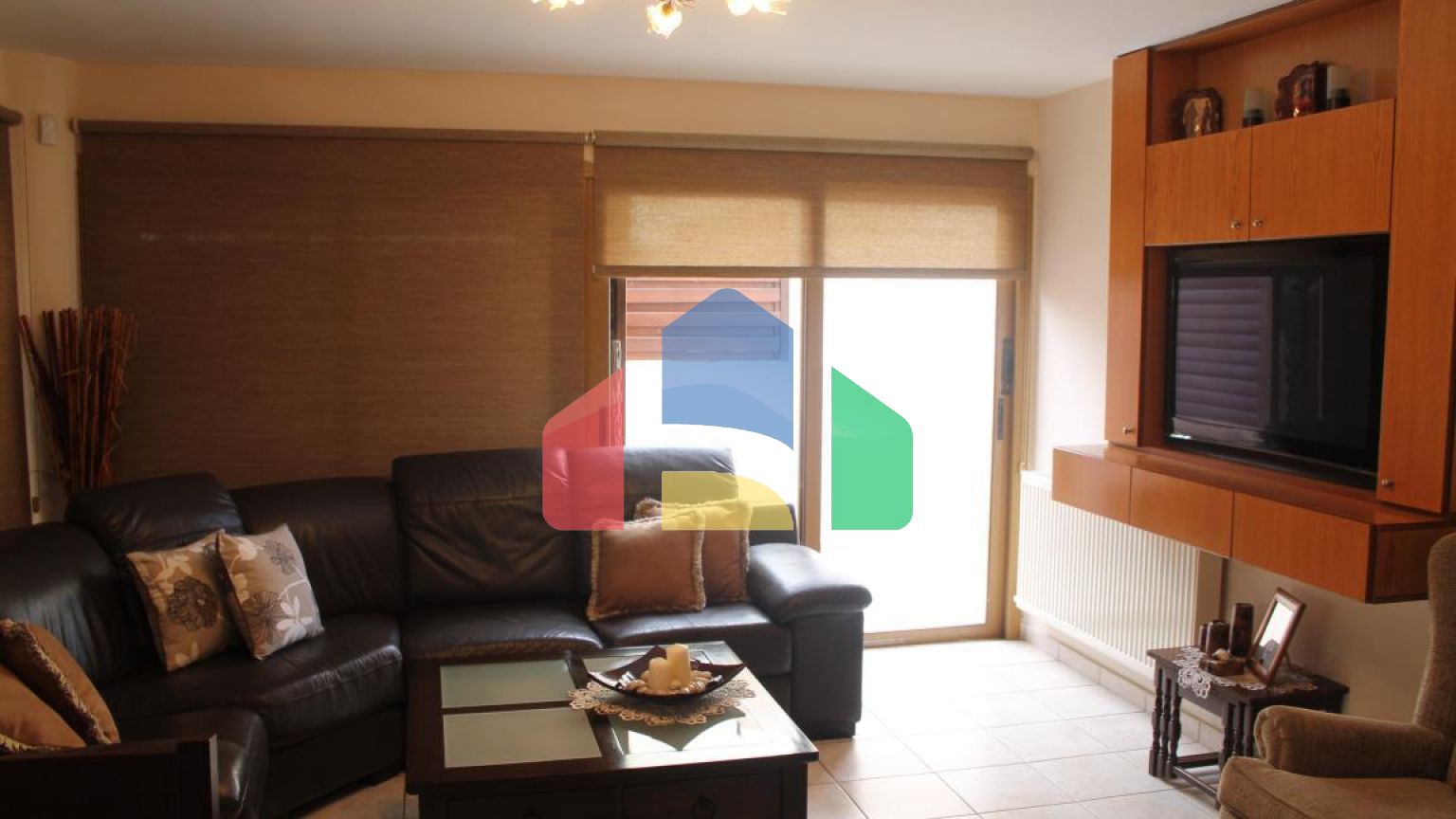 Продаж - Вілла 180 m² В Лимассоле