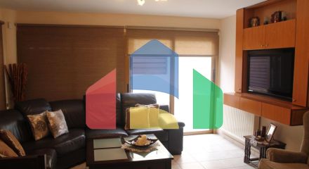 Продаж - Вілла 180 m² В Лимассоле