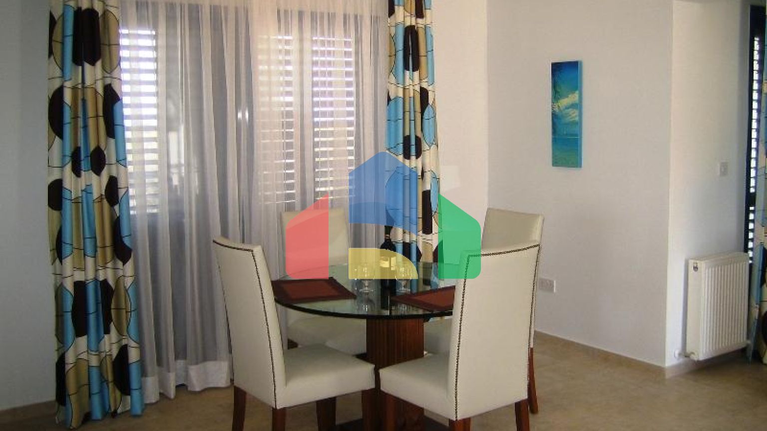 Продаж - Вілла 128 m² В Лимассоле