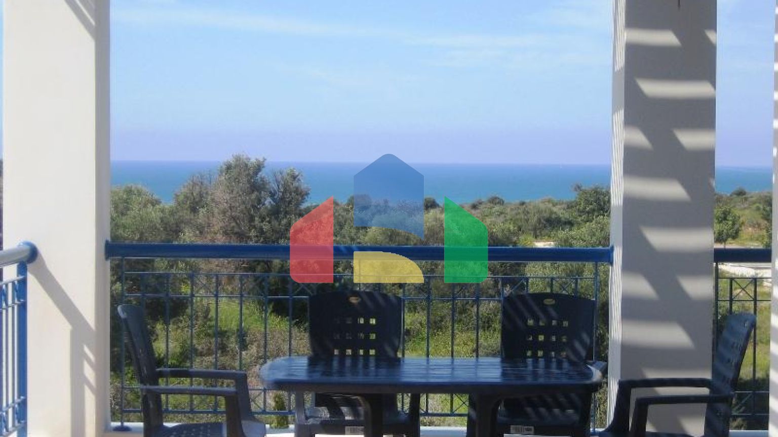 Продаж - Вілла 128 m² В Лимассоле