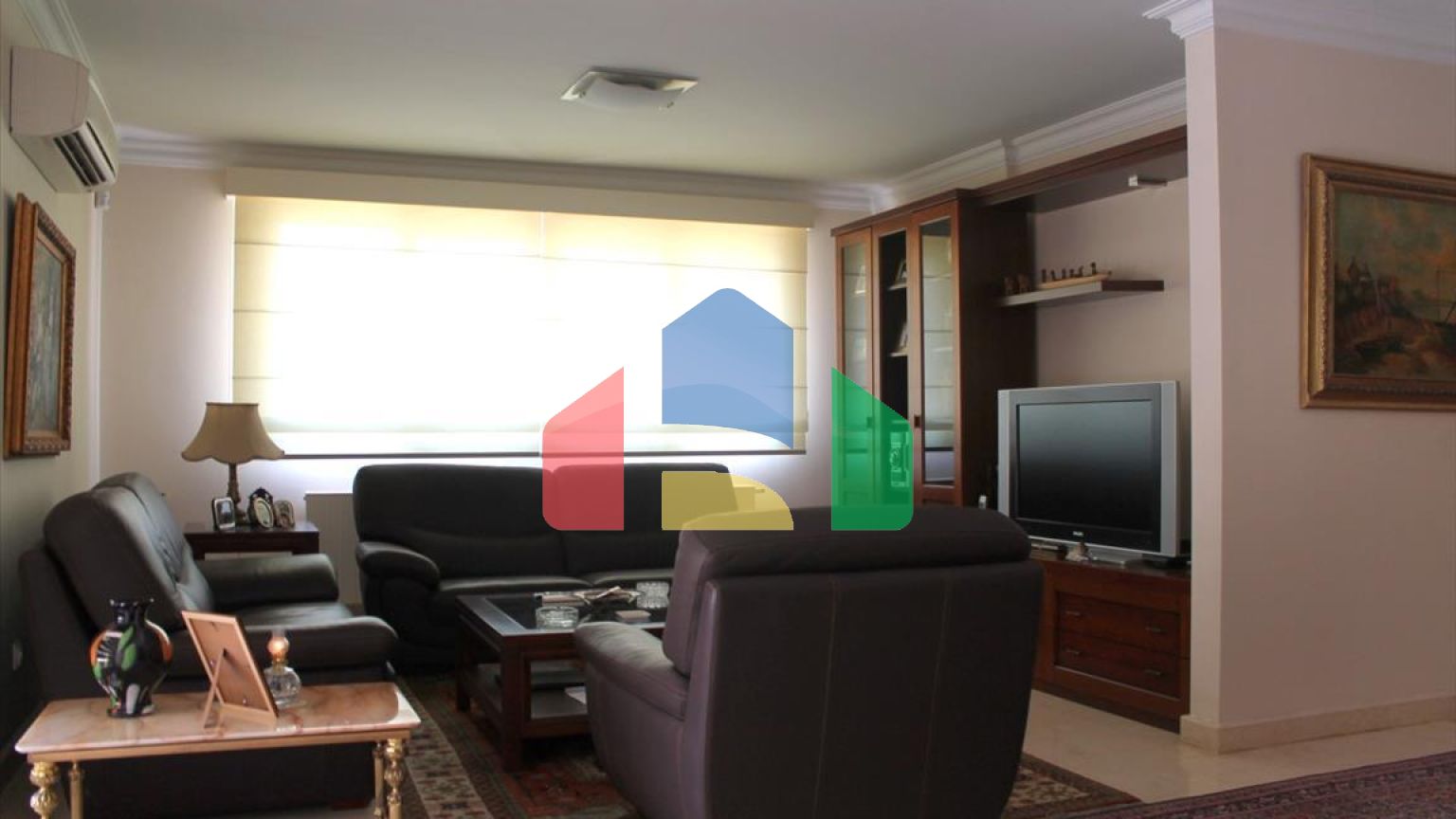 Продаж - Вілла 320 m² В Лимассоле