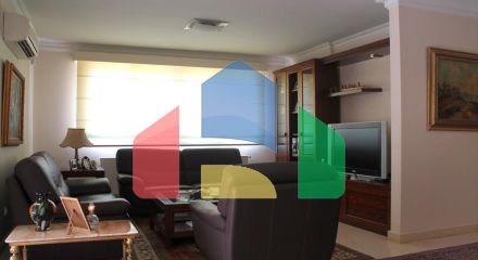 Продаж - Вілла 320 m² В Лимассоле