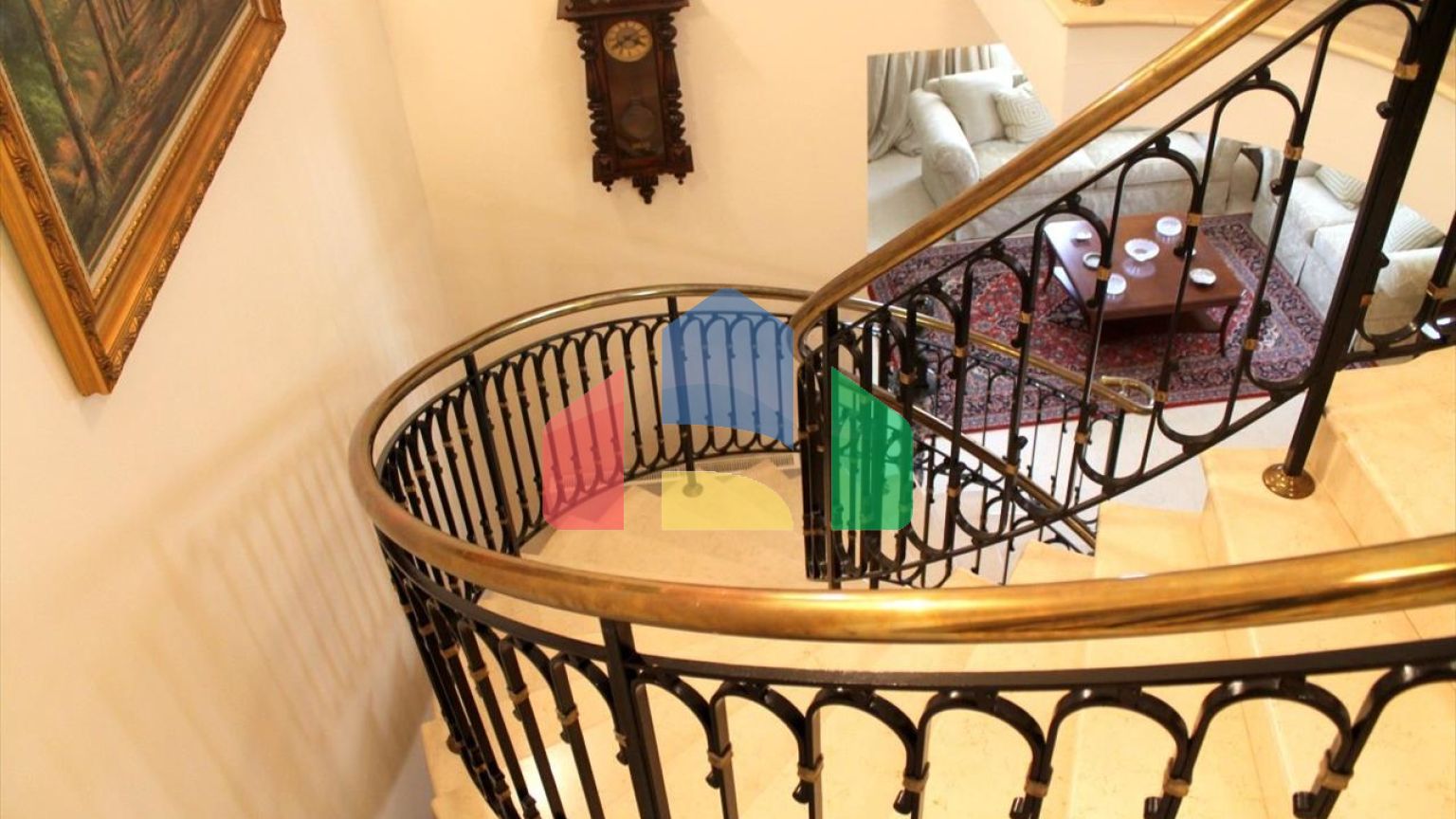 Продаж - Вілла 320 m² В Лимассоле