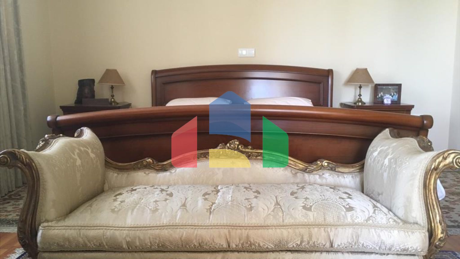 Продаж - Вілла 320 m² В Лимассоле