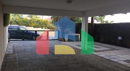 Продаж - Вілла 450 m² В Лимассоле