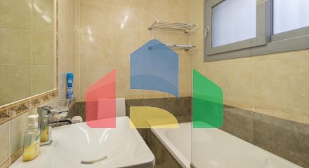 Продаж - Вілла 246 m² В Лимассоле