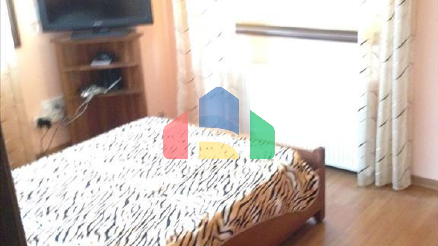 Продаж - Котедж 220 m² В Лимассоле