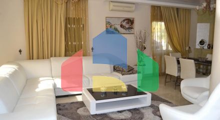 For Sale - Villa 470 m² in Limassol