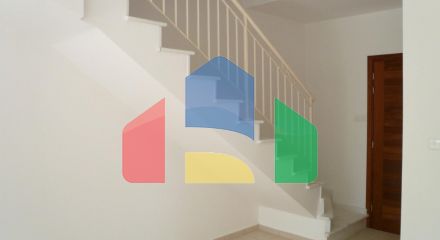 Продажа - Таунхаус 98 m² в Лимассоле