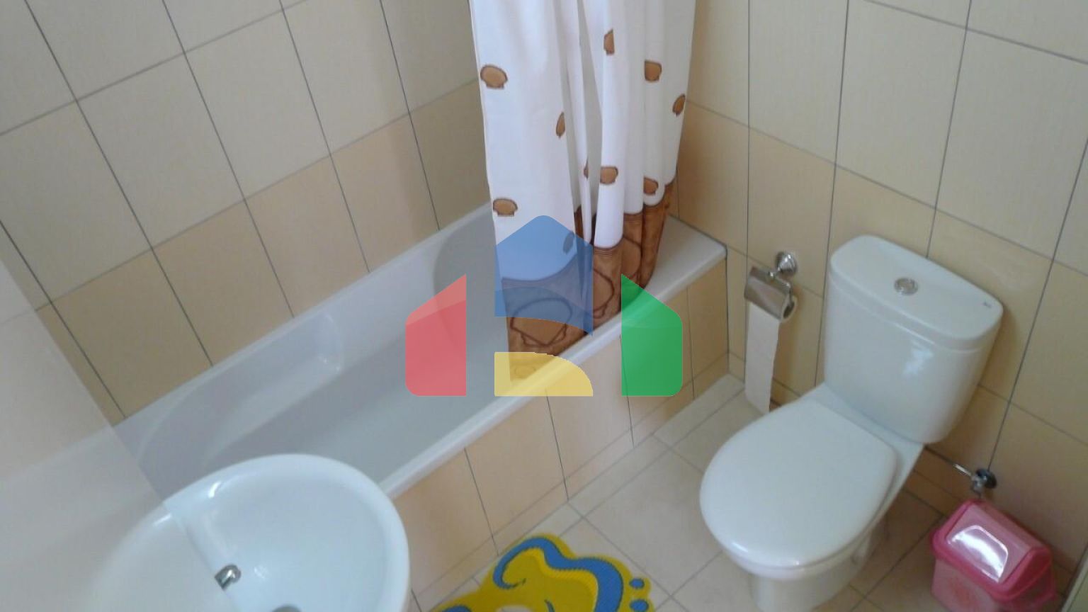 Продаж - Таунхаус 98 m² В Лимассоле