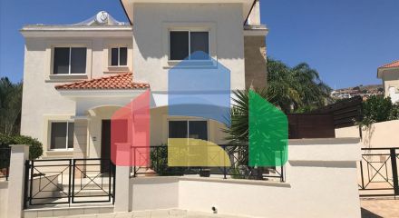 For Sale - Villa 155 m² in Limassol