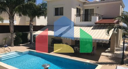 For Sale - Villa 155 m² in Limassol