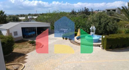 For Sale - Villa 470 m² in Limassol