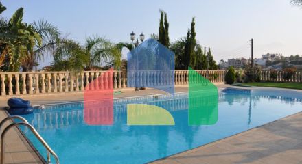 Продаж - Вілла 520 m² В Лимассоле