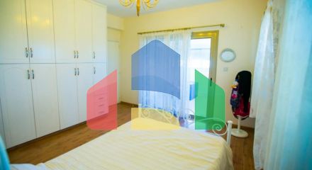 Продаж - Котедж 180 m² В Лимассоле
