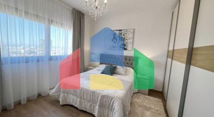 Продаж - Квартира 100 m² В Лимассоле