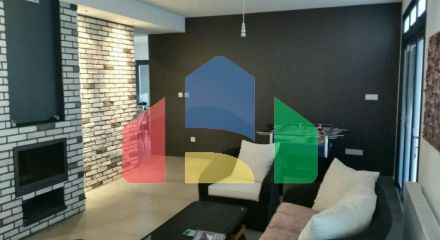 For Sale - Villa 210 m² in Limassol