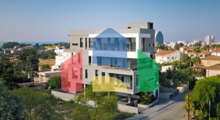 For Sale - Flat 196 m² in Limassol